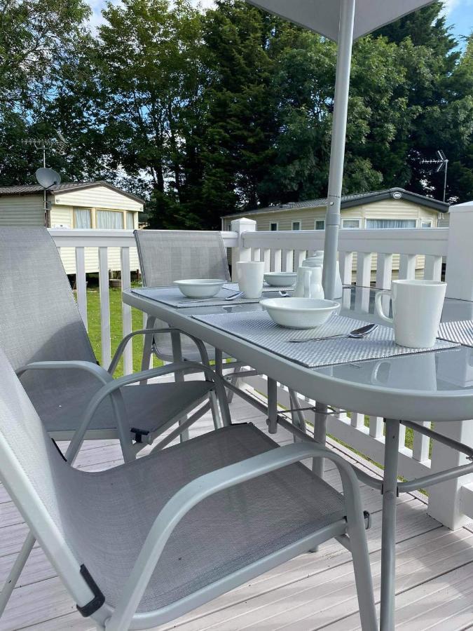 Kellys Homes 24 Willerby 2 Bedrooms Caravan