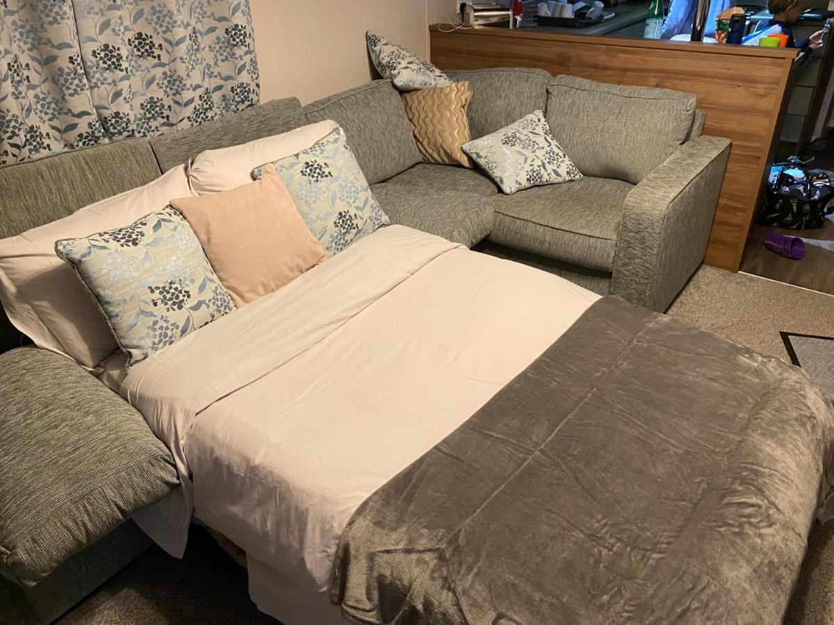 Kellys Homes 24 Willerby 2 Bedrooms Caravan Weeley